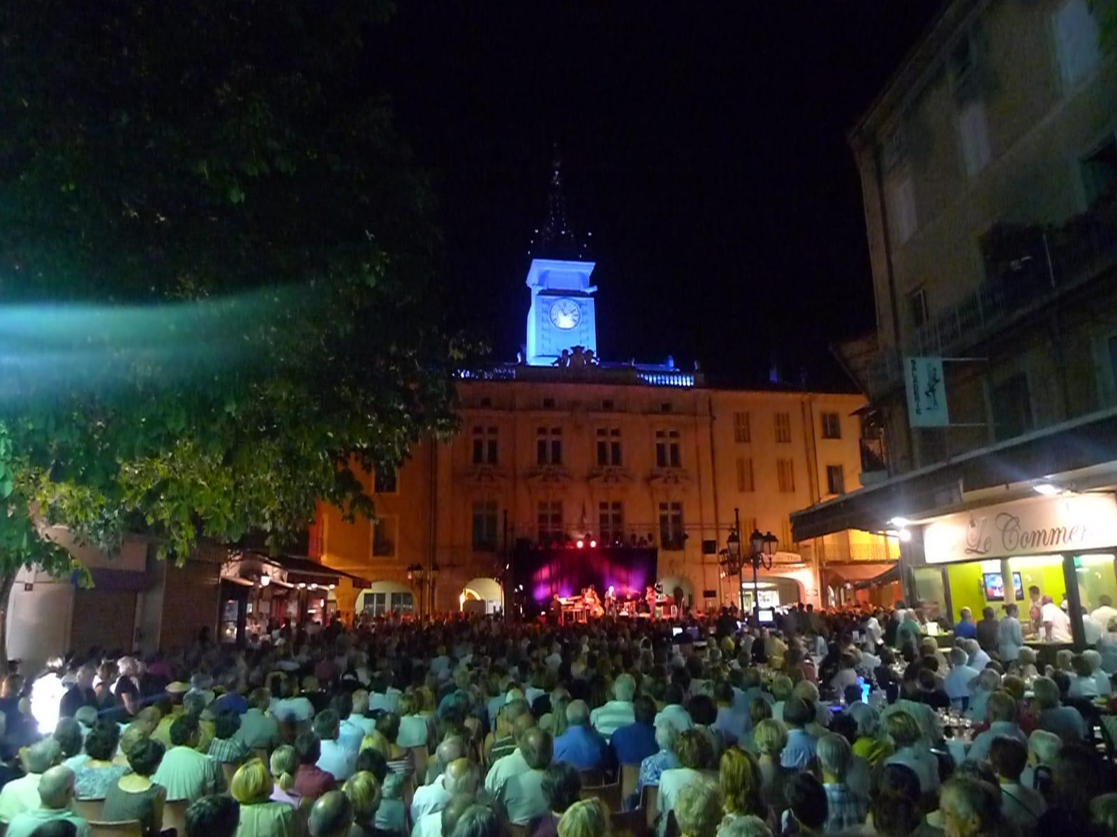 Une fête traditionnelle en Provence