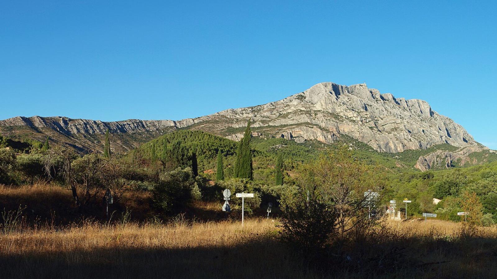 Vue du Mont Venturi, à Beaurecueil