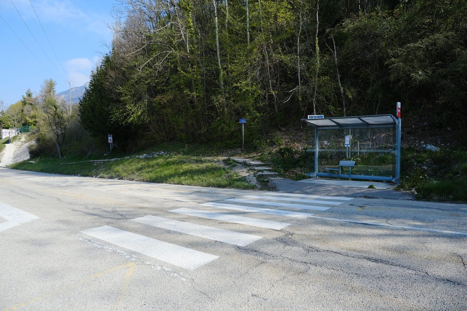 Un arrêt de bus