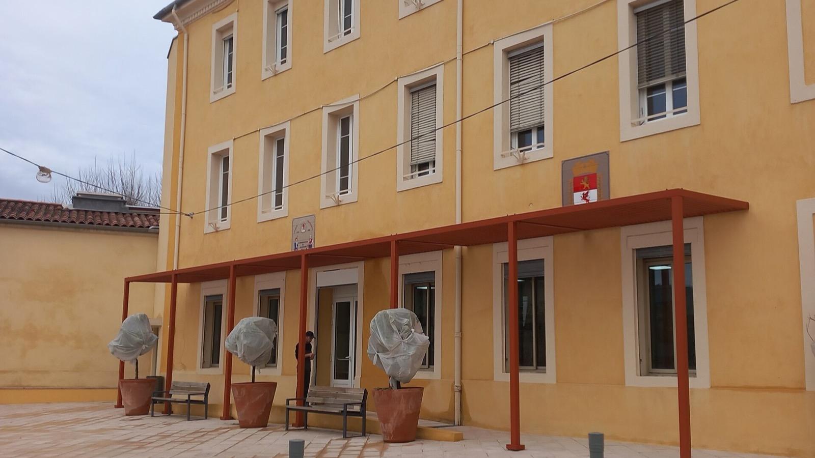 L'hôtel de ville, à Gréasque