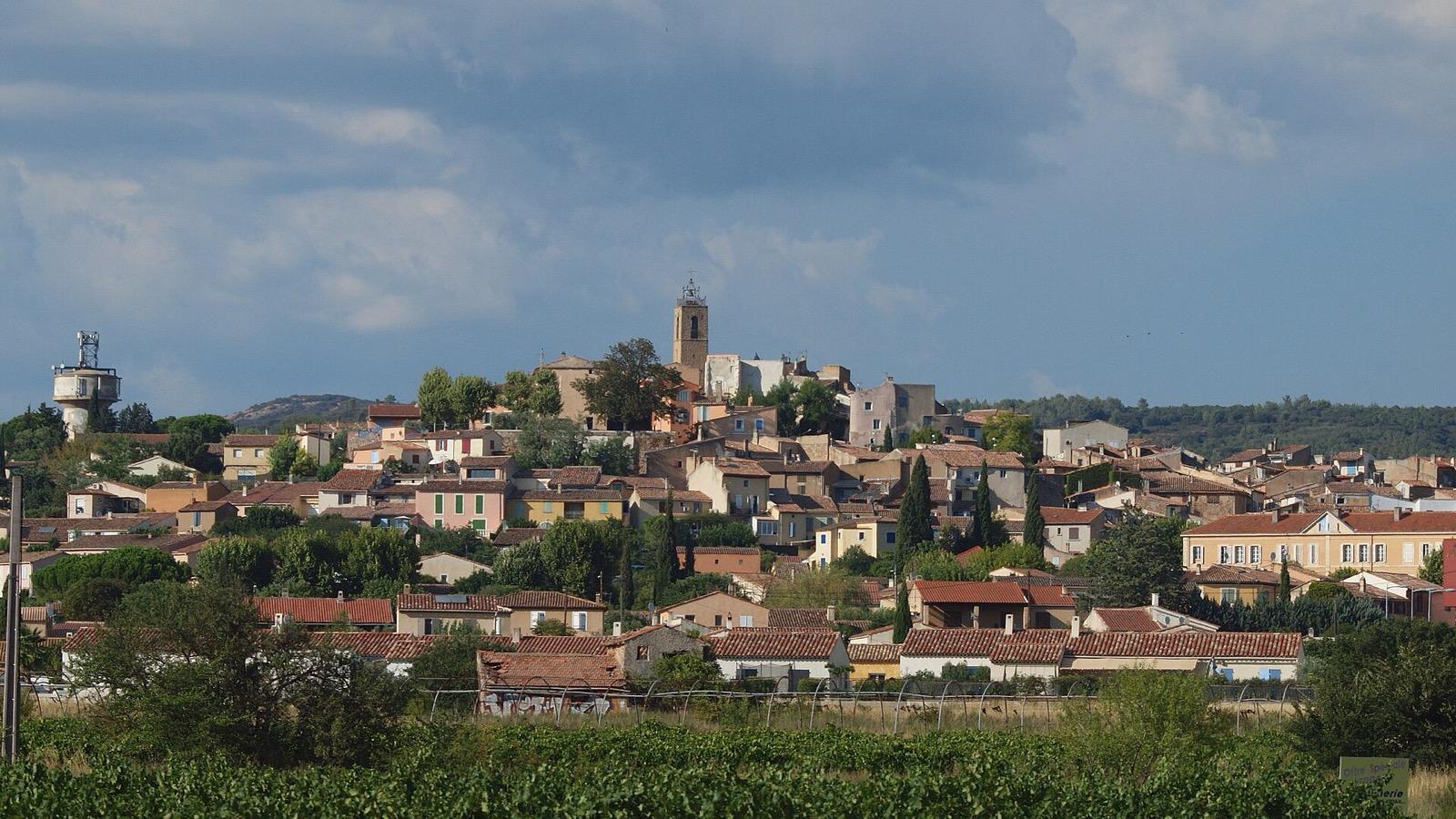 La vue générale, à Pourrières
