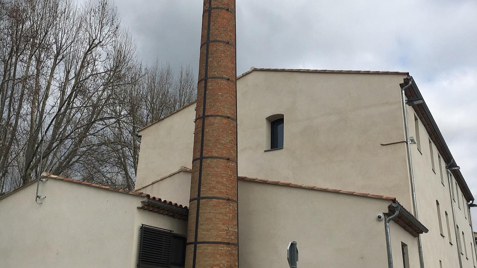 Façade ouest Moulin Plumier Auriol, à Auriol