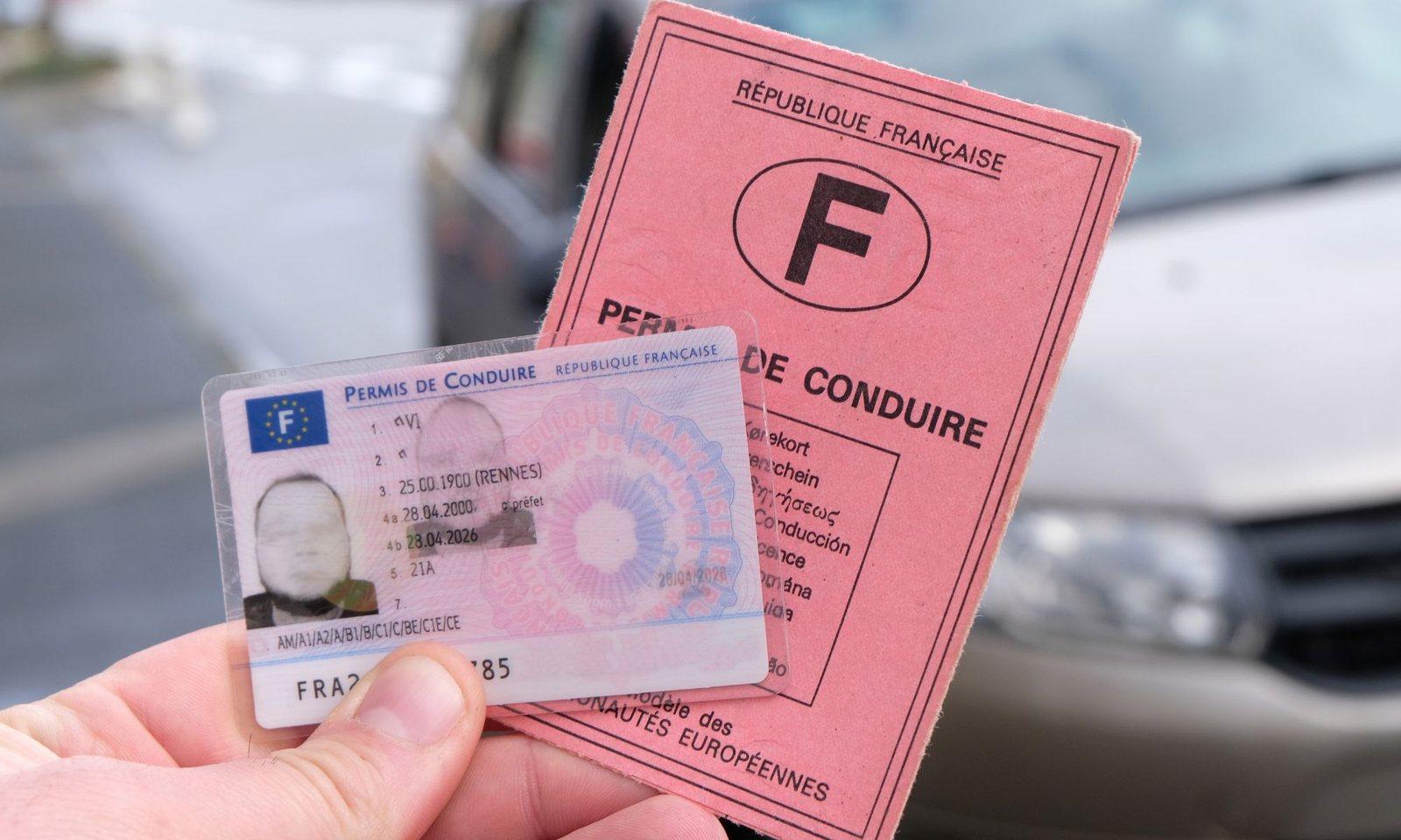 Un permis de conduire français