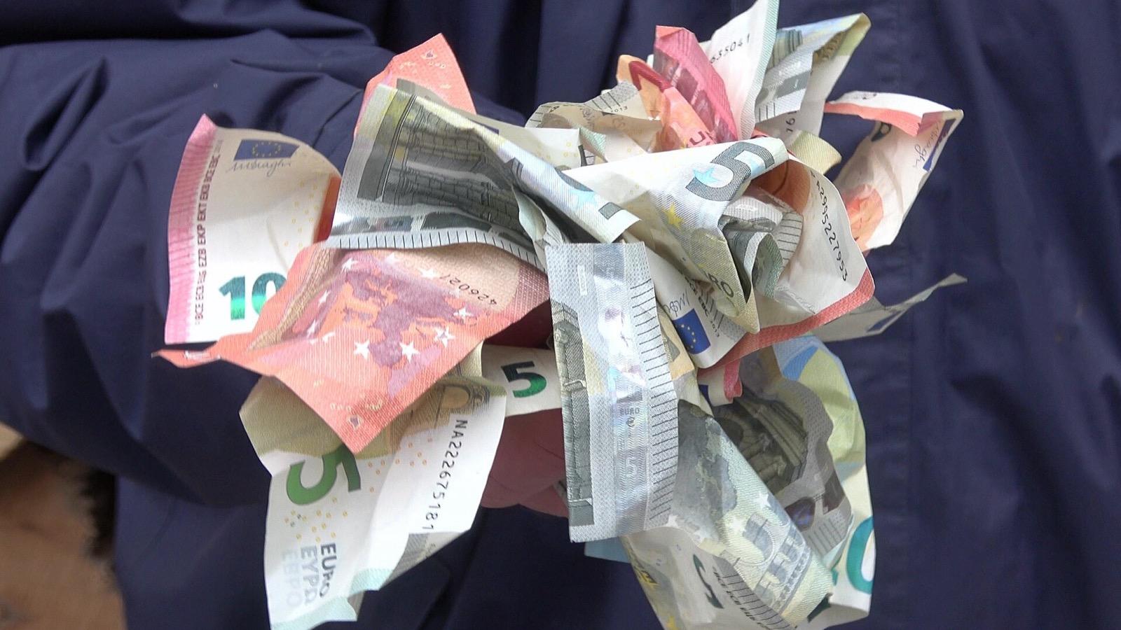 Des billets de banque en euros