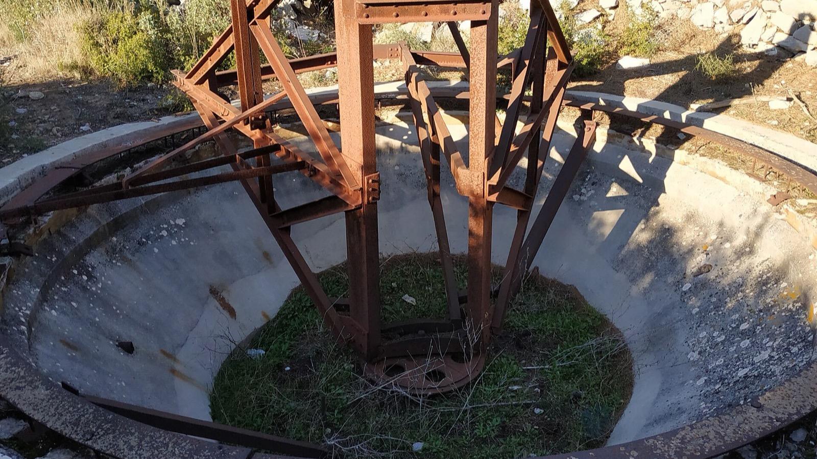 Affut batterie anti aerienne Septemes les Vallons, à Septèmes-les-Vallons